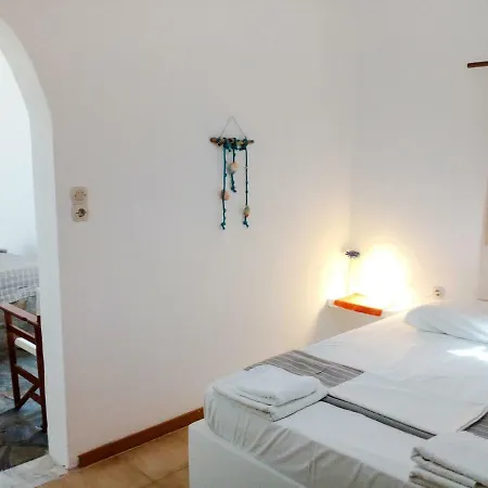 Mar-nik Village * Paliochori