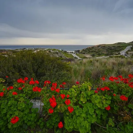 Mar-nik Village 公寓