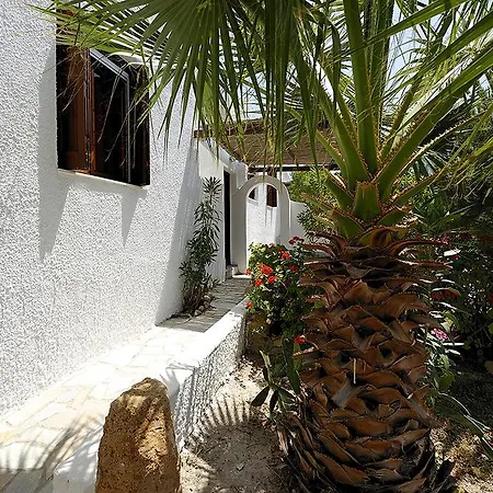 Mar-nik Village Apartment