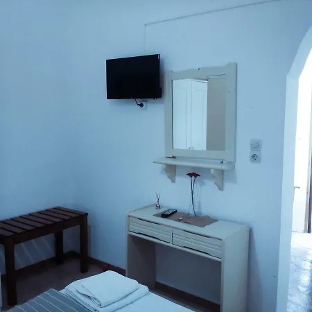 Mar-nik Village Apartment *