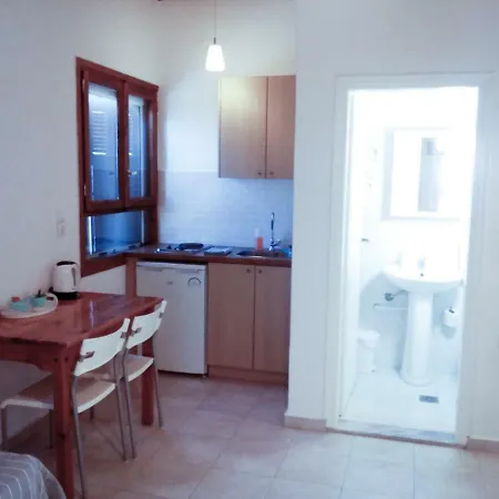 Mar-nik Village Apartment *