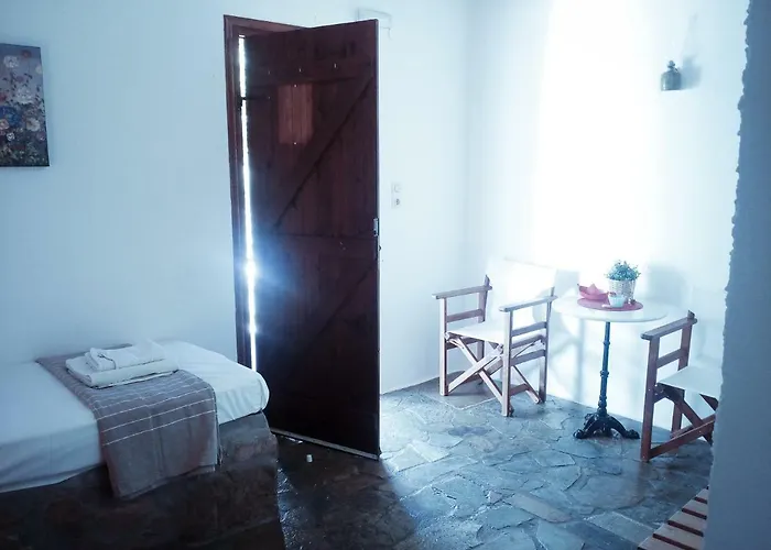 Mar-nik Village Paliochori